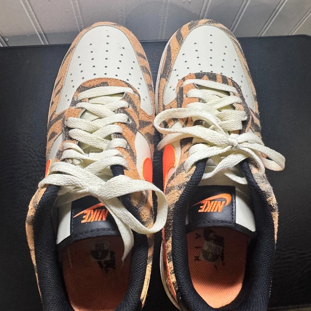 Nike Airforce 1 Safari - Picture 3 of 4